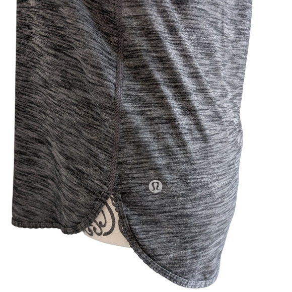 Lululemon 105 F Singlet Active Run Yoga Athletic Women 10 Heathered Black 12/14 - Picture 7 of 9